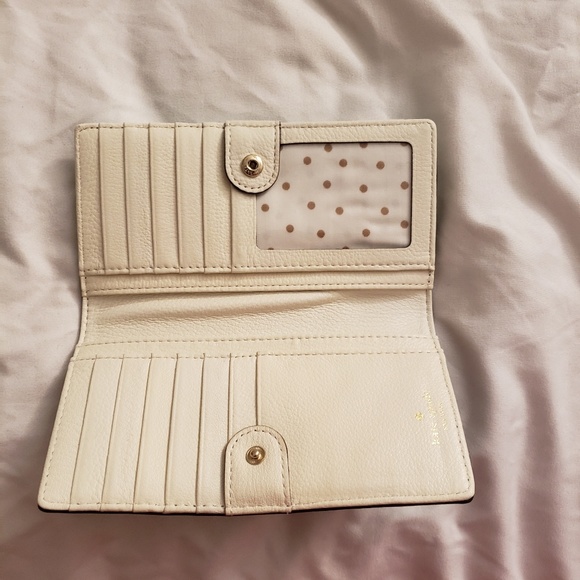 Kate Spade mint wallet - never used - Picture 2 of 3